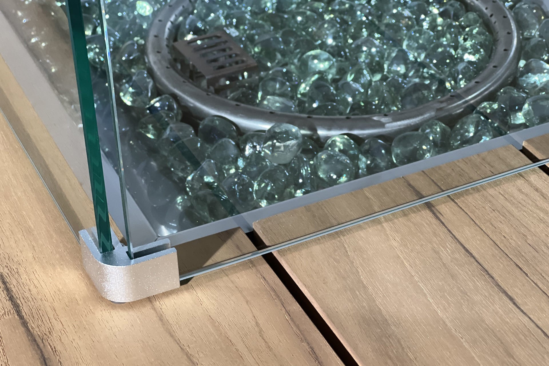 Seatherny Arinitti Firepit Table