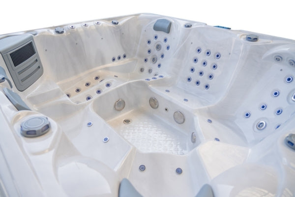 Poseidon Elite 6-Seater Hot Tub with Jets