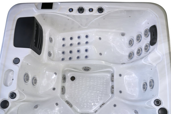 Salacia Elite A Stunning 6-Person Luxury Tub