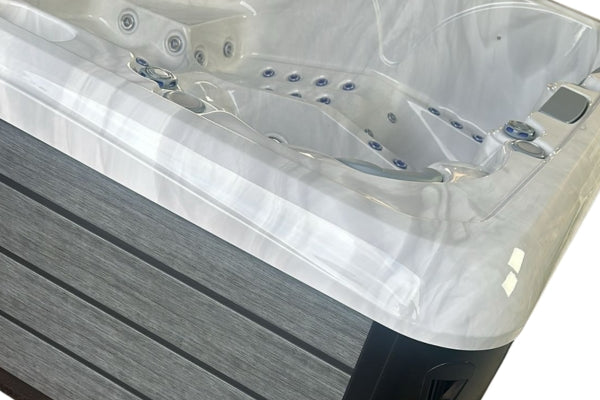 Venilia Elite 5-Seater Luxury Hot Tub